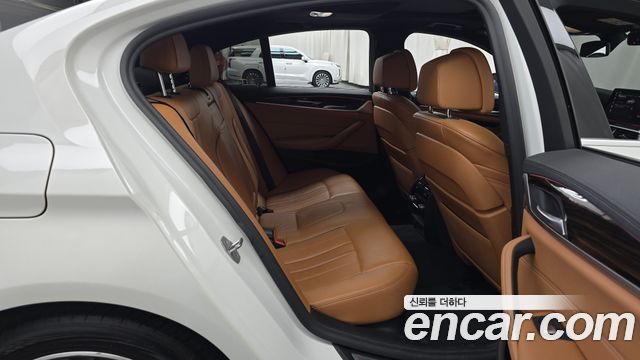 BMW 5 Series (G30) 520i M Sport 2021 — фото 11