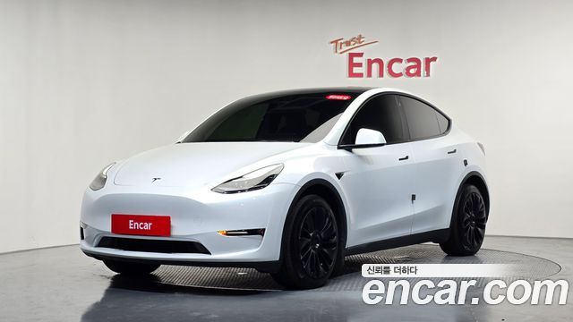 Tesla Model Y Long Range AWD 2022 — фото 11