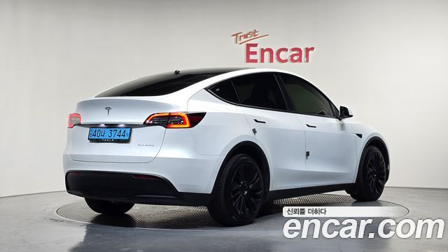 Tesla Model Y Long Range AWD 2022 — фото 2