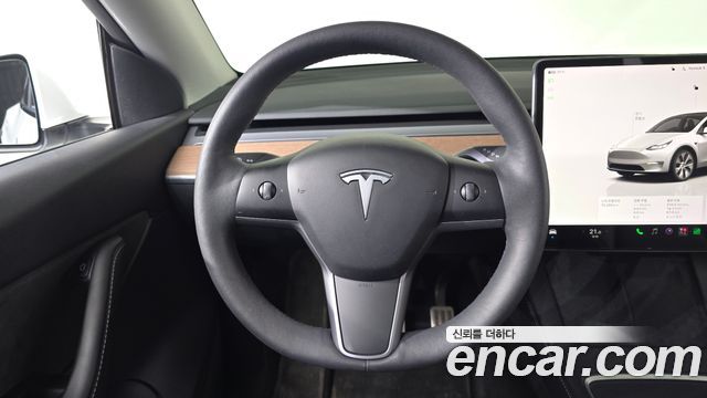 Tesla Model Y Long Range AWD 2022 — фото 17