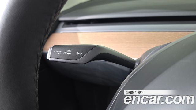Tesla Model Y Long Range AWD 2022 — фото 23