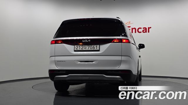 Kia Carnival (IV) Diesel 9-Seater Prestige 2023 — фото 4