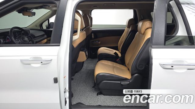 Kia Carnival (IV) Diesel 9-Seater Prestige 2023 — фото 12