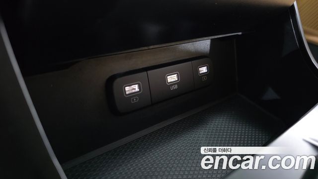 Kia Carnival (IV) Diesel 9-Seater Prestige 2023 — фото 13