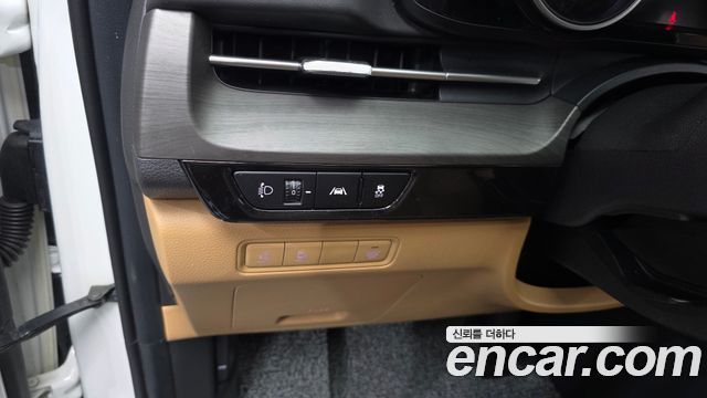 Kia Carnival (IV) Diesel 9-Seater Prestige 2023 — фото 28
