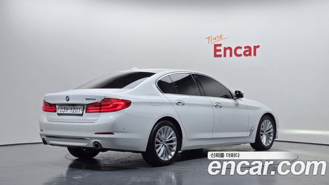 BMW 5 Series (G30) 520d Luxury Special Edition 2018 — фото 2