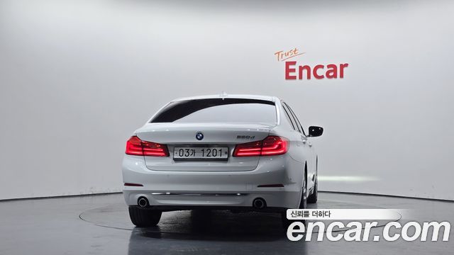 BMW 5 Series (G30) 520d Luxury Special Edition 2018 — фото 4