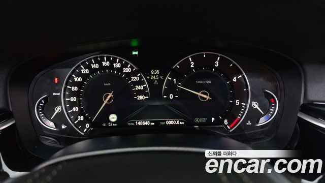 BMW 5 Series (G30) 520d Luxury Special Edition 2018 — фото 8