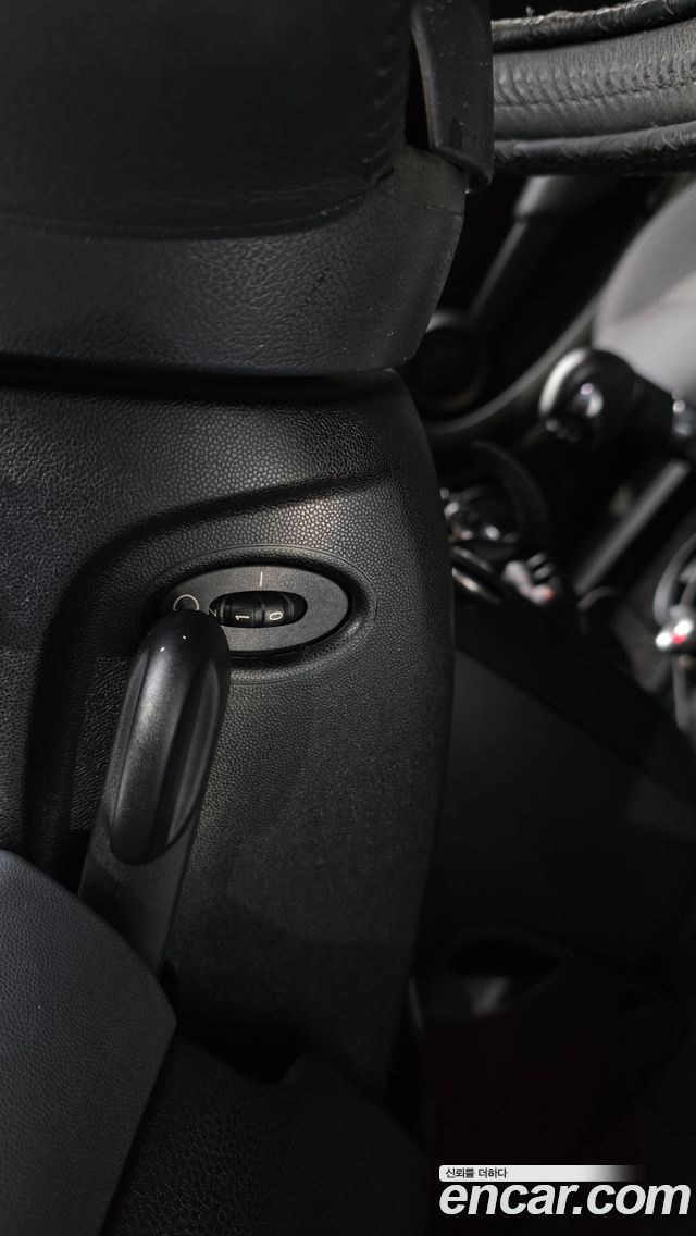 MINI Cooper SE 2011 — фото 17