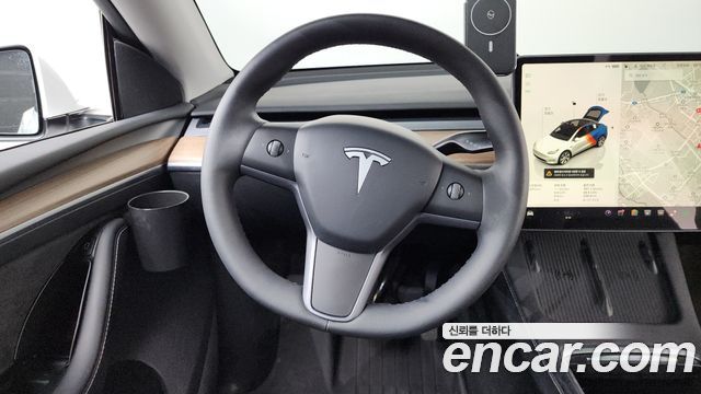 Tesla Model Y RWD 2024 — фото 13
