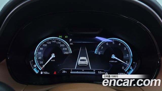 Genesis GV70 2.5T Gasoline 2WD 2024 — фото 8