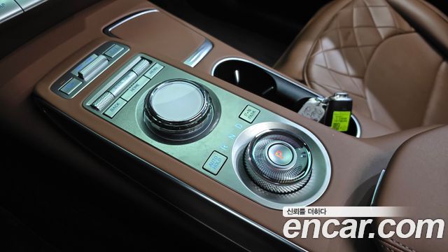Genesis GV70 2.5T Gasoline 2WD 2024 — фото 9