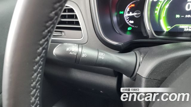 Renault Korea QM6 Gasoline 2WD RE 2019 — фото 35