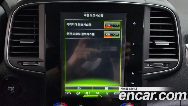 Renault Korea QM6 Gasoline 2WD RE 2019 — фото 36