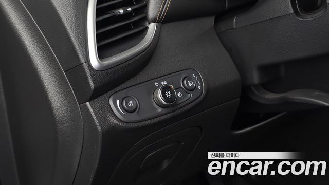 Chevrolet Trax 1.4 LT 2019 — фото 27