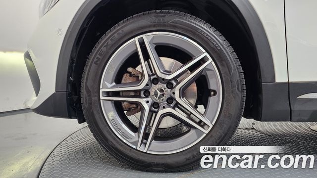 Mercedes-Benz GLA-Class (H247) GLA250 4MATIC 2023 — фото 5
