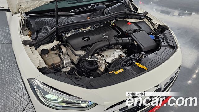 Mercedes-Benz GLA-Class (H247) GLA250 4MATIC 2023 — фото 6