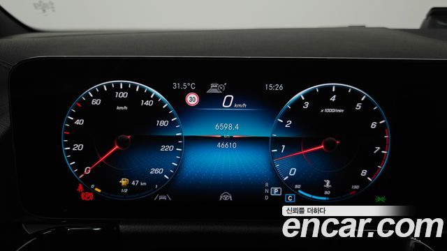 Mercedes-Benz GLA-Class (H247) GLA250 4MATIC 2023 — фото 8