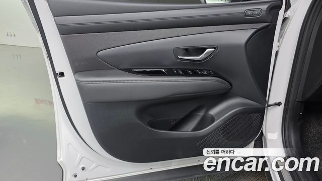 Hyundai Tucson Hybrid (NX4) HEV 1.6 4WD Inspiration 2025 — фото 30
