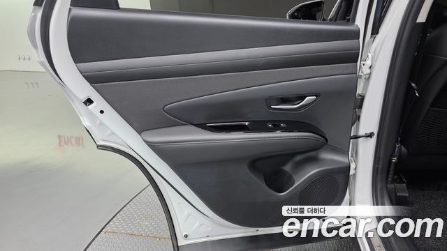 Hyundai Tucson Hybrid (NX4) HEV 1.6 4WD Inspiration 2025 — фото 31