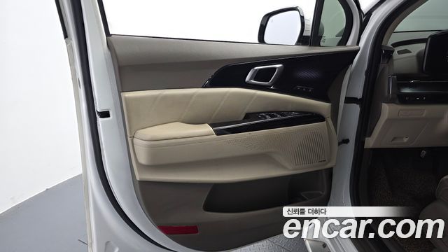 Kia Carnival (IV) Diesel 9-Seater Hi-Limousine Signature 2022 — фото 24