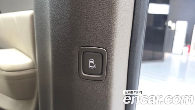 Kia Carnival (IV) Diesel 9-Seater Hi-Limousine Signature 2022 — фото 30