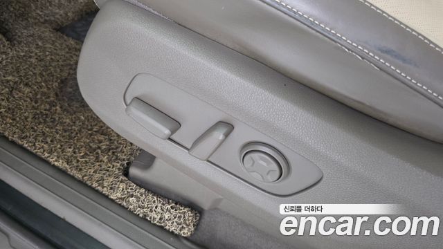 Kia Carnival (IV) Diesel 9-Seater Hi-Limousine Signature 2022 — фото 31