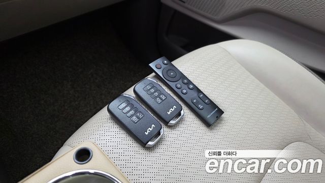 Kia Carnival (IV) Diesel 9-Seater Hi-Limousine Signature 2022 — фото 32