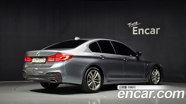 BMW 5 Series (G30) 530i M Sport Package Plus 2017 — фото 2
