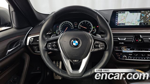 BMW 5 Series (G30) 530i M Sport Package Plus 2017 — фото 17