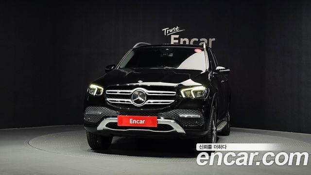 Mercedes-Benz GLE-Class (W167) GLE300d 4MATIC 2019 — фото 3