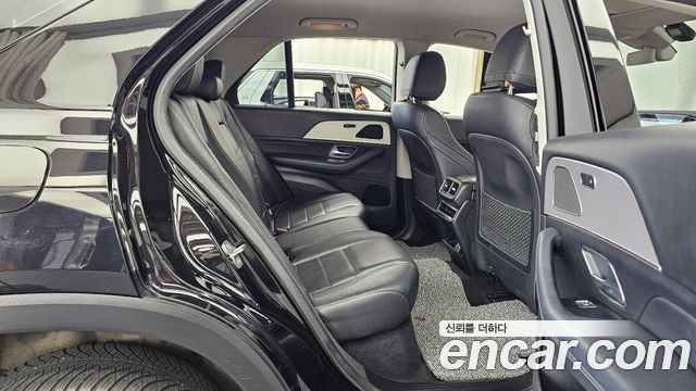 Mercedes-Benz GLE-Class (W167) GLE300d 4MATIC 2019 — фото 16