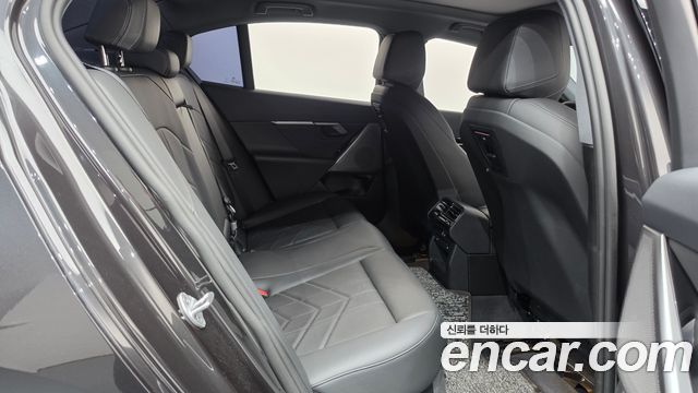 BMW 5 Series (G60) 520i 2025 — фото 16