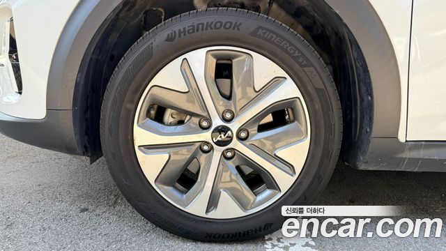 Kia Niro Plus Air (Taxi Trim) 2024 — фото 5