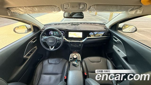 Kia Niro Plus Air (Taxi Trim) 2024 — фото 6