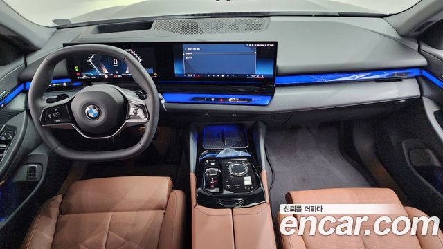 BMW 5 Series (G60) 530i xDrive 2025 — фото 7