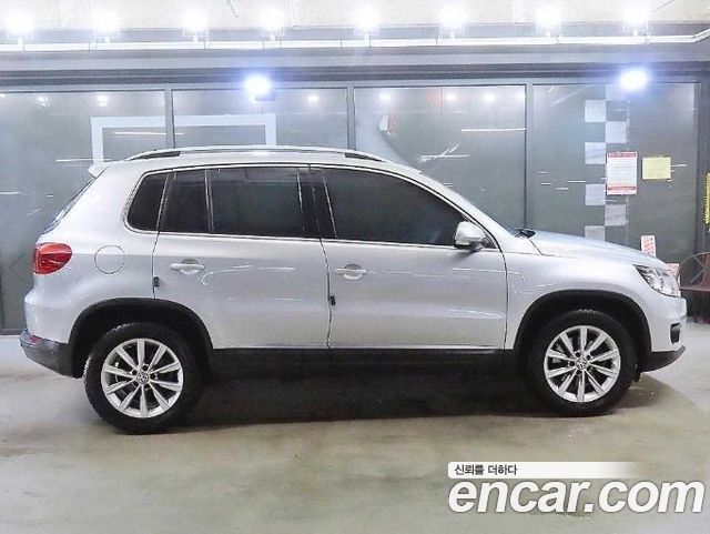 Volkswagen Tiguan 2.0 TDI Comfort 5N 2015 — фото 3