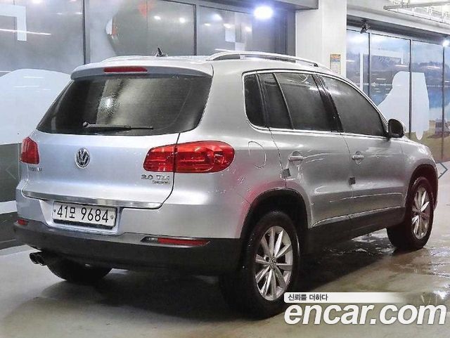 Volkswagen Tiguan 2.0 TDI Comfort 5N 2015 — фото 4