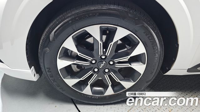 Kia Carnival (IV) Gasoline 7-Seater Hi-Limousine Signature 2023 — фото 5