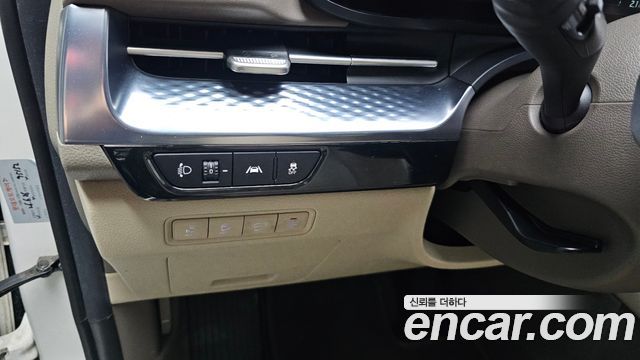 Kia Carnival (IV) Gasoline 7-Seater Hi-Limousine Signature 2023 — фото 39