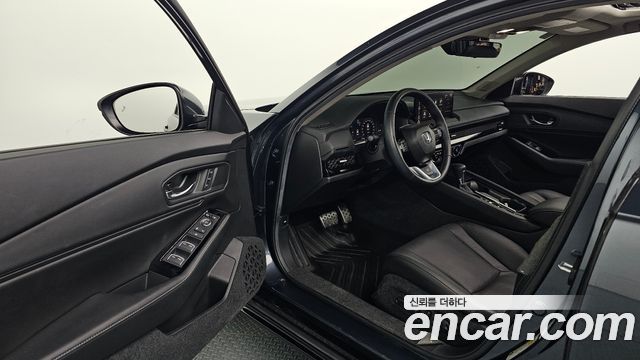 Honda Accord (XI) 2.0 Hybrid Touring 2024 — фото 10