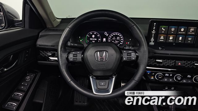 Honda Accord (XI) 2.0 Hybrid Touring 2024 — фото 13