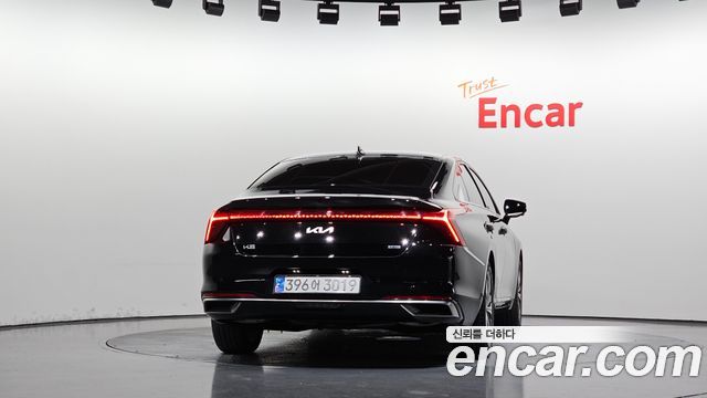 Kia K8 Hybrid Signature 2023 — фото 4