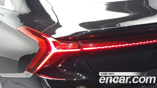 Kia K8 Hybrid Signature 2023 — фото 23