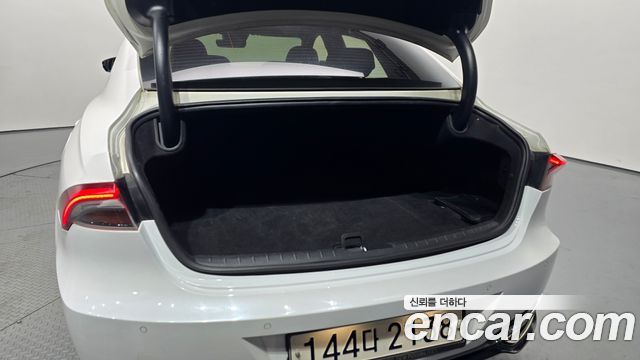 Hyundai Grandeur (IG) 3.0 LPi Rent Car Modern 2020 — фото 22