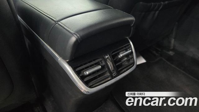 Hyundai Grandeur (IG) 3.0 LPi Rent Car Modern 2020 — фото 35