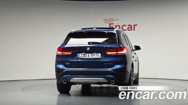 BMW X1 (F48) xDrive 18d xLine 2021 — фото 4