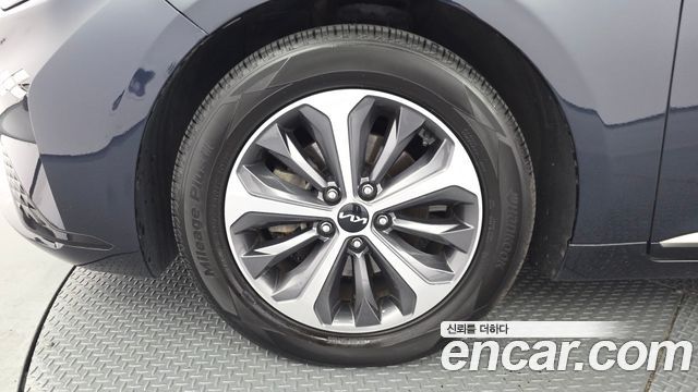 Kia K8 Hybrid Signature 2022 — фото 5