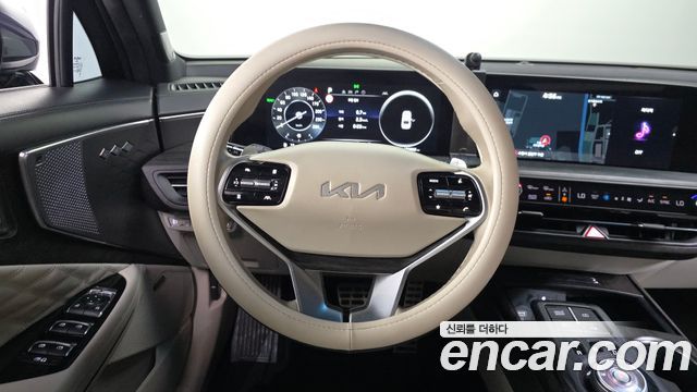 Kia K8 Hybrid Signature 2022 — фото 13