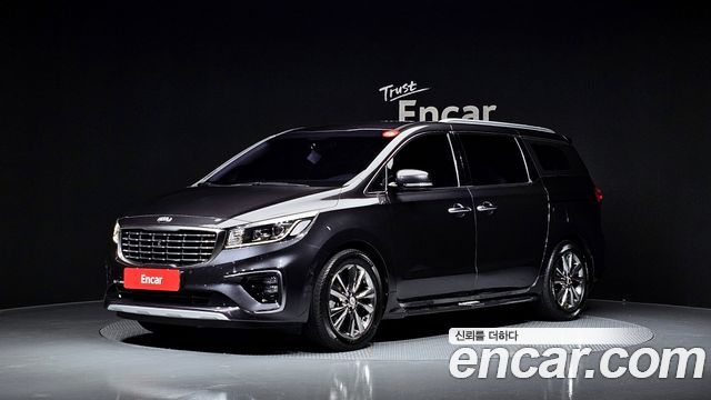 Kia Carnival 9-Seater Noblesse Special 2019 — фото 1